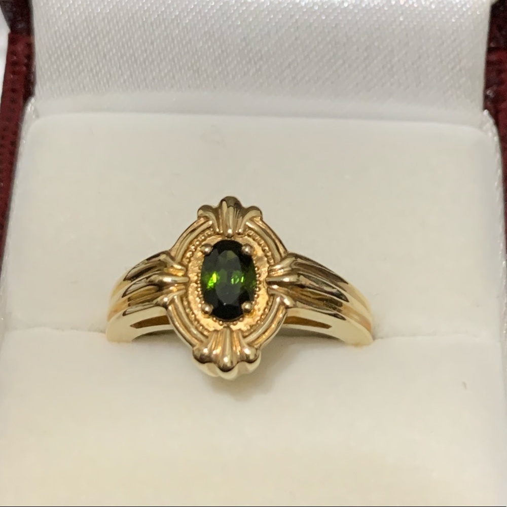 NWOT 14KY Genuine Green Tourmaline Oval Ring